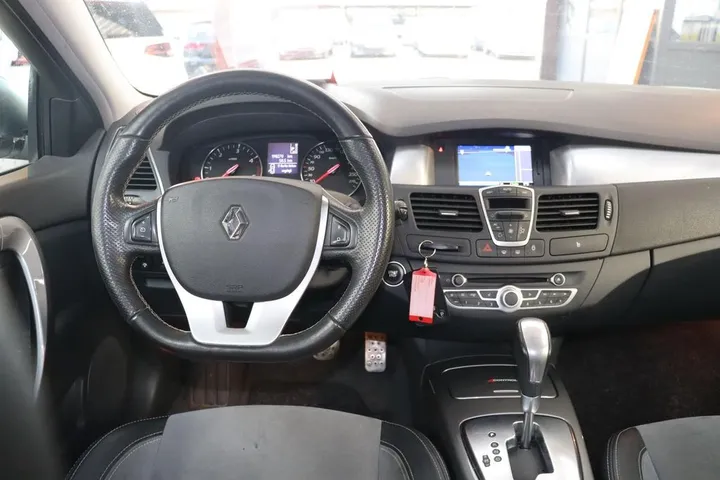 Renault Laguna