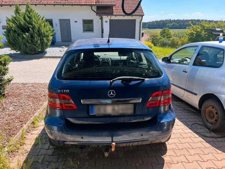 Mercedes-Benz B 170