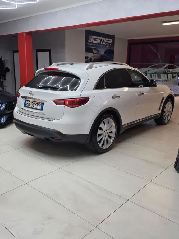 Infiniti FX