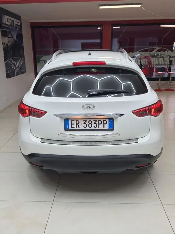 Infiniti FX
