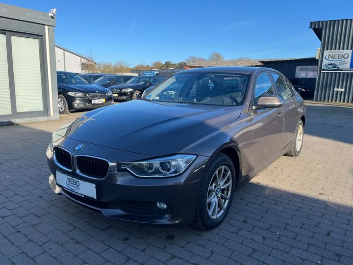 BMW 320
