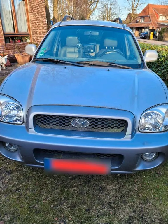 Hyundai SANTA FE