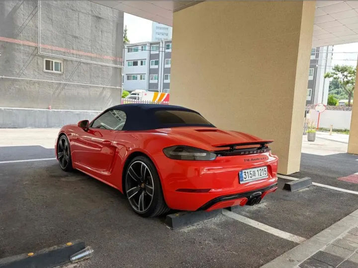 Porsche 718