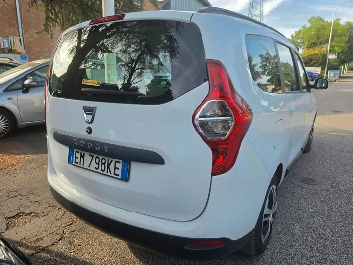 Dacia Lodgy
