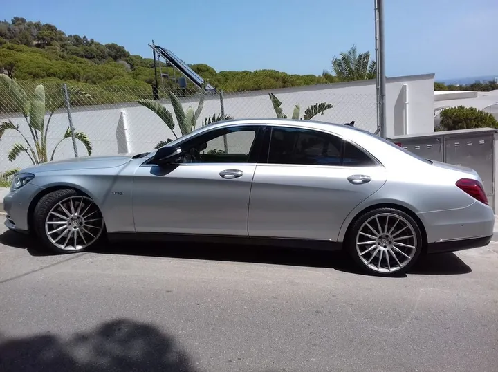 Mercedes-Benz S 600