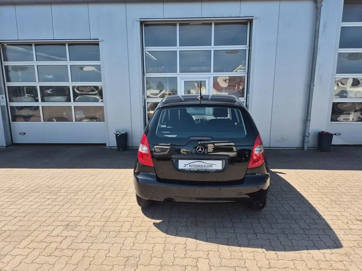 Mercedes-Benz A 160