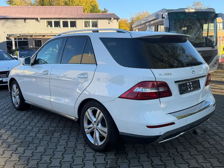 Mercedes-Benz ML 350