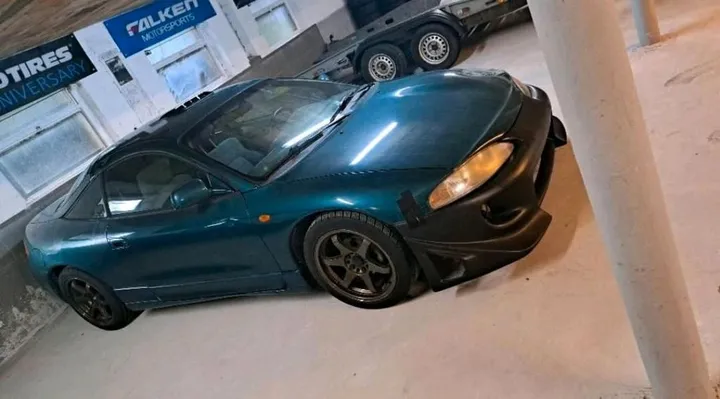 Mitsubishi Eclipse