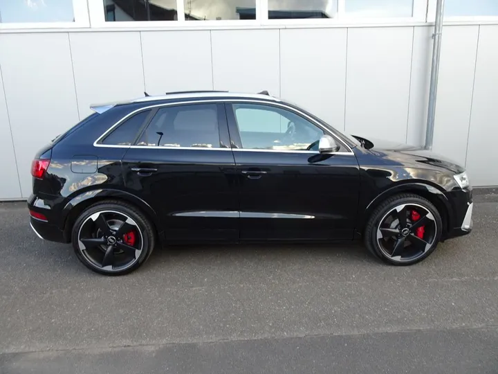 Audi RSQ3