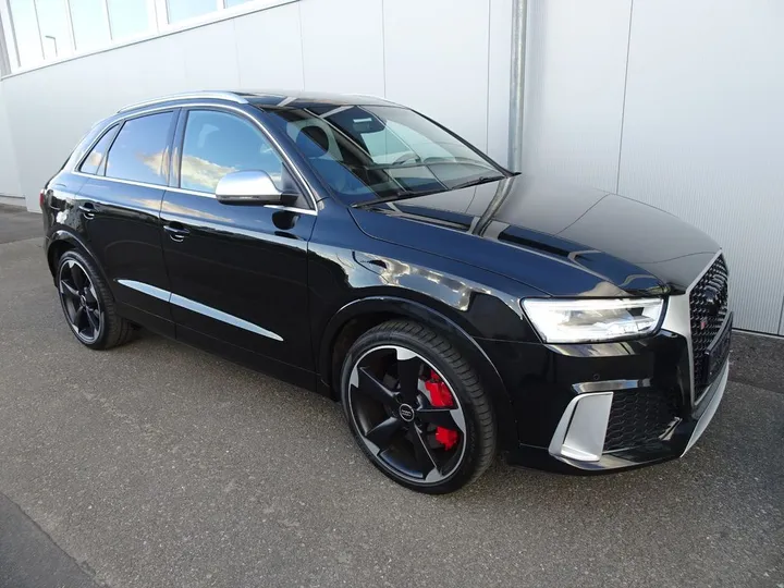 Audi RSQ3