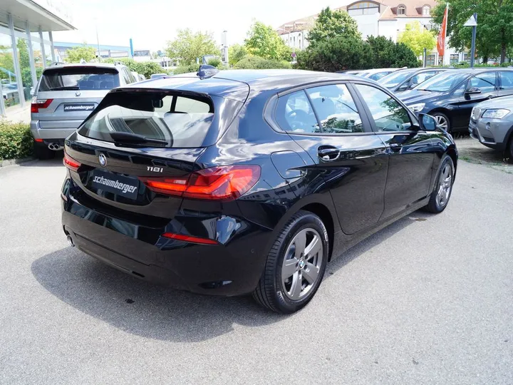 BMW 118