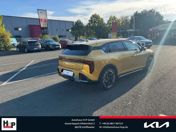 Kia K4