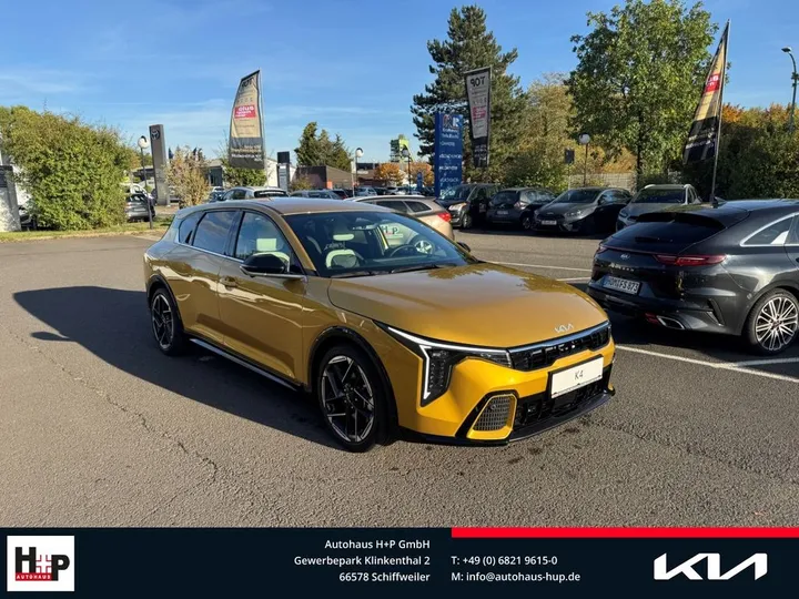 Kia K4