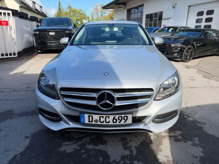 Mercedes-Benz C 200