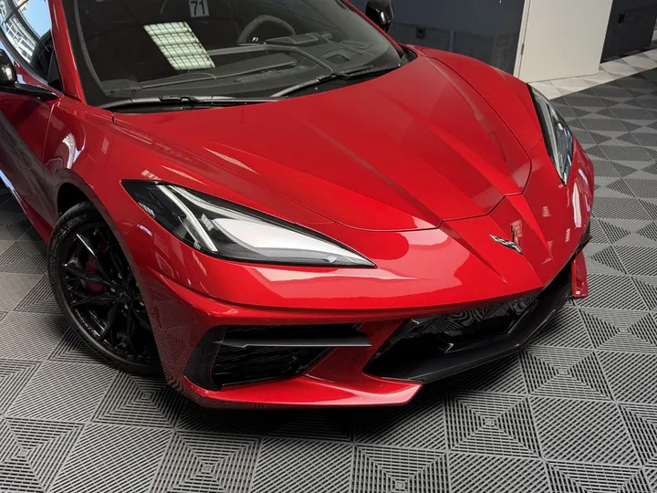 Corvette C8