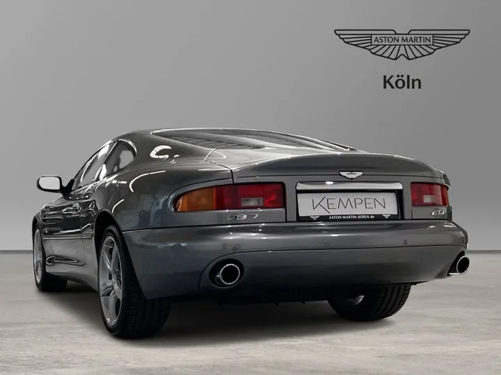 Aston Martin DB7