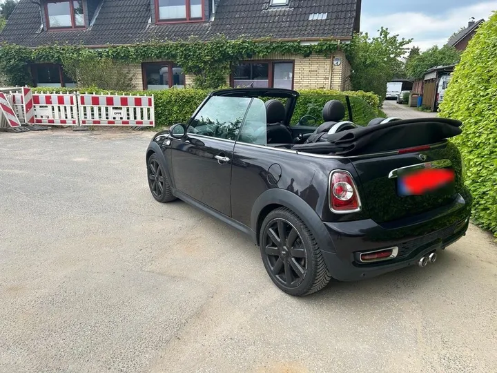 MINI Cooper SD Cabrio