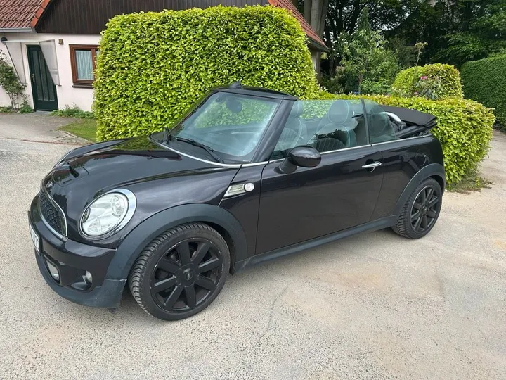 MINI Cooper SD Cabrio