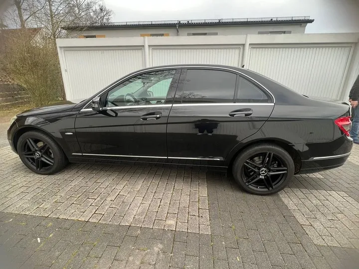 Mercedes-Benz C 180