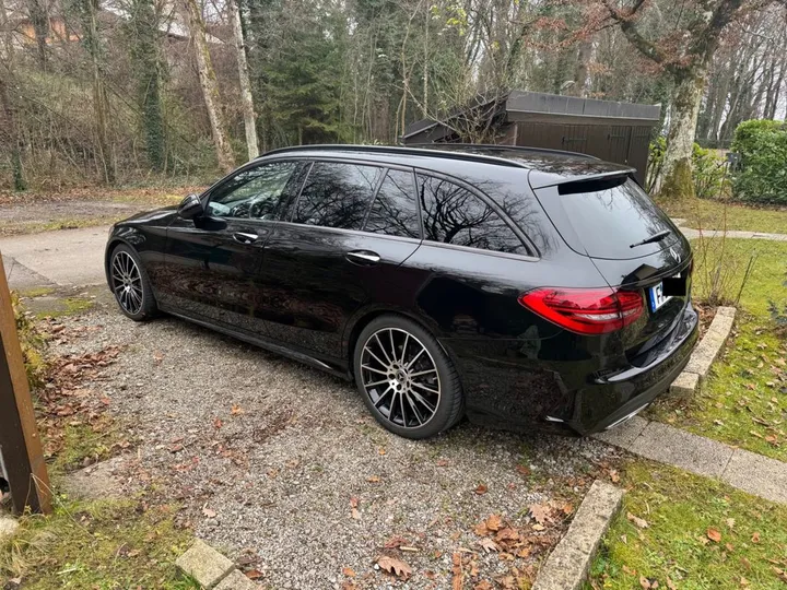 Mercedes-Benz C 400