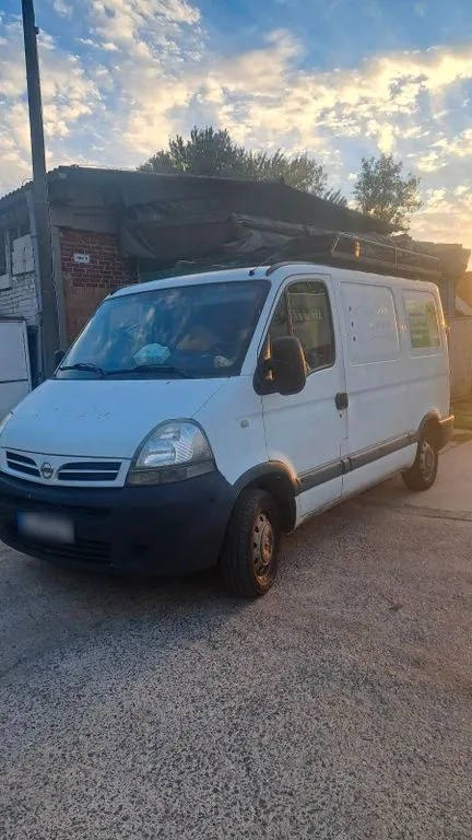 Nissan Interstar