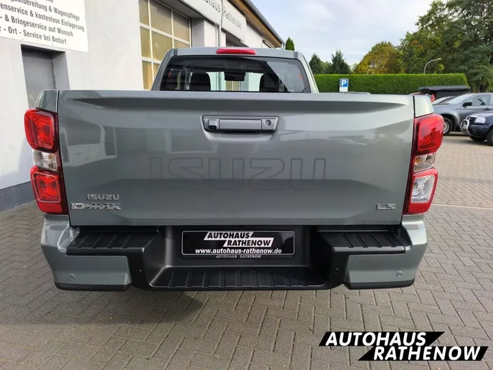 Isuzu D-Max