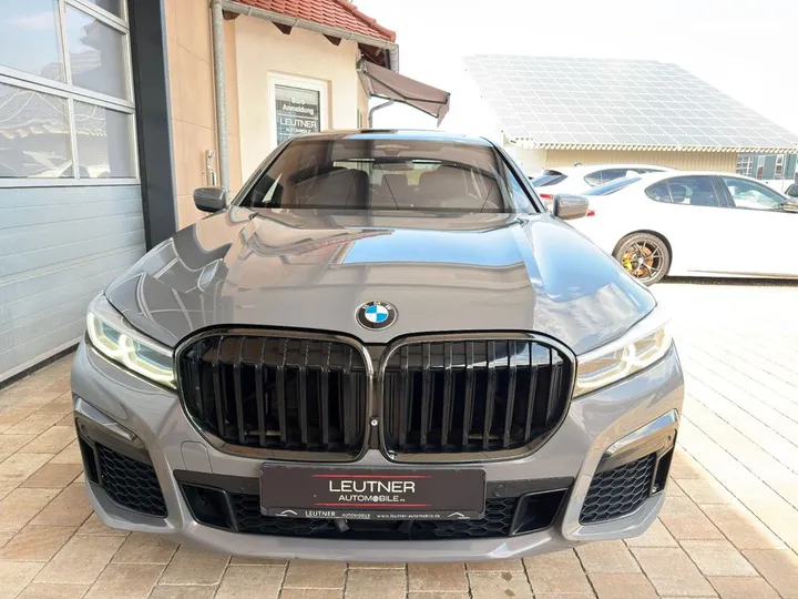 BMW 750