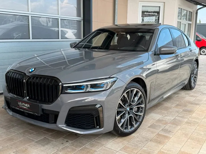 BMW 750