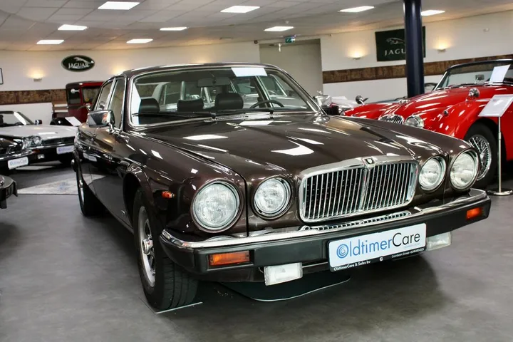 Jaguar XJ6