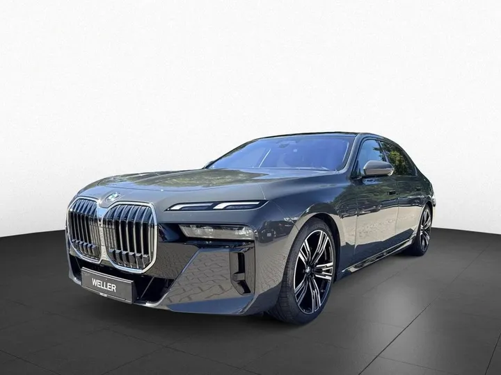 BMW 740