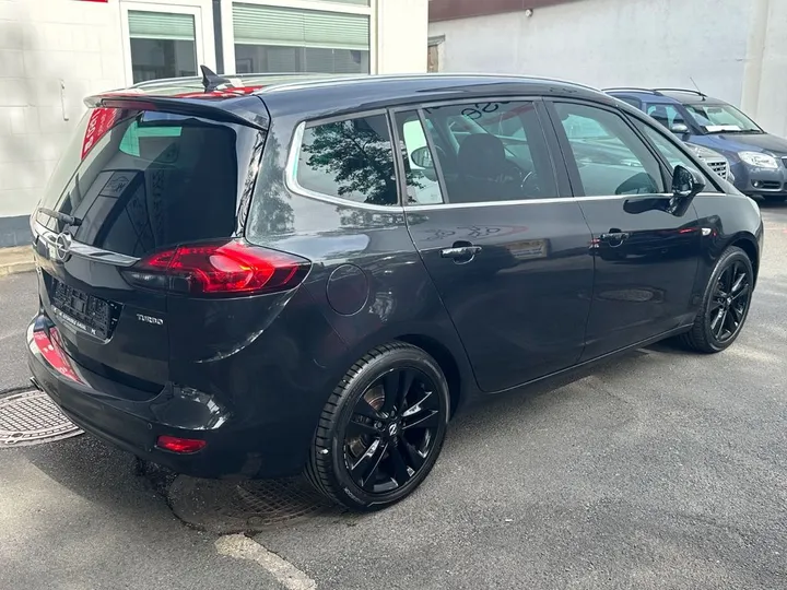 Opel Zafira Tourer