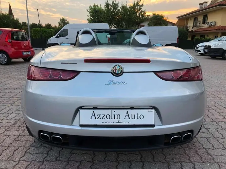 Alfa Romeo Spider