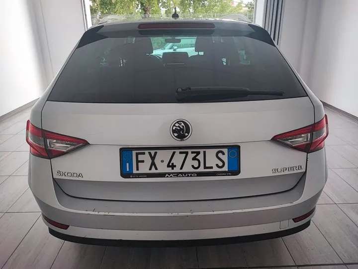 Škoda Superb