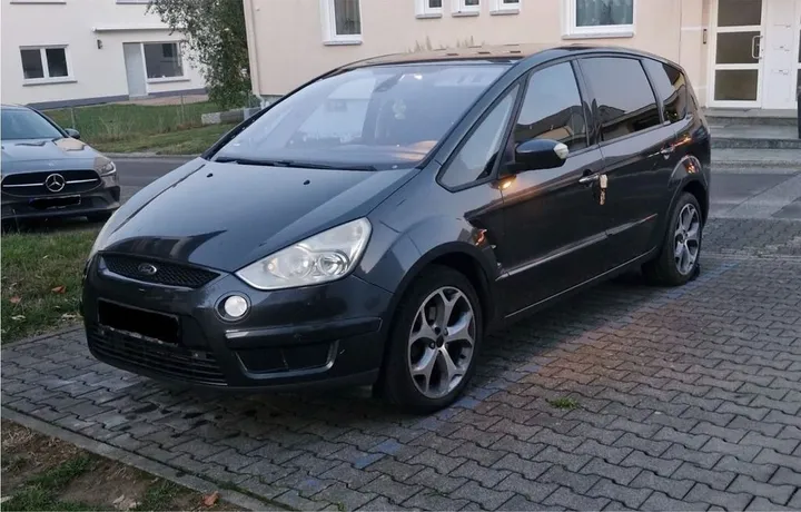 Ford S-Max