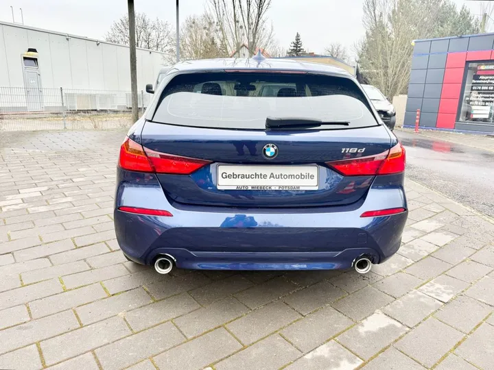 BMW 118