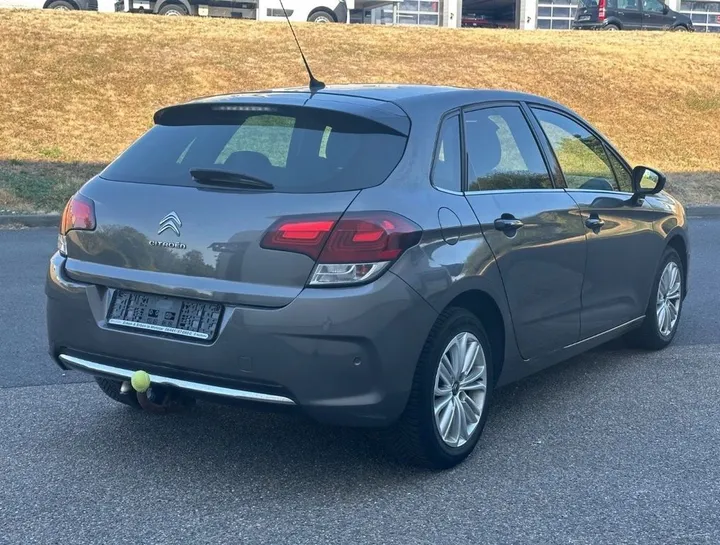Citroën C4