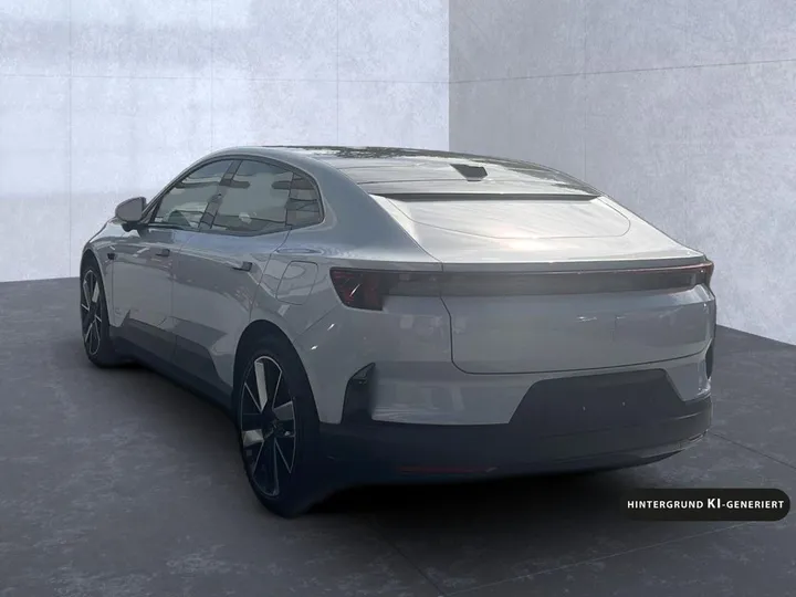 Polestar 4