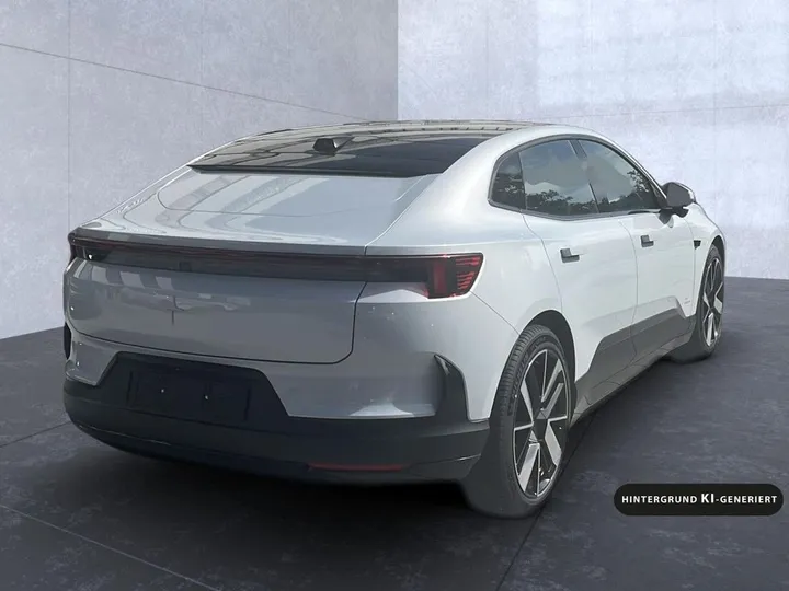 Polestar 4