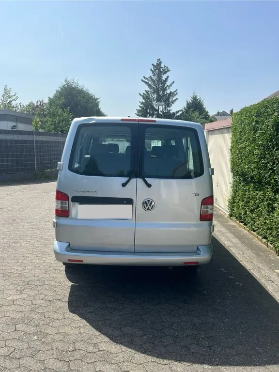 Volkswagen T5 Caravelle
