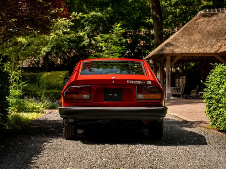Alfa Romeo GTV