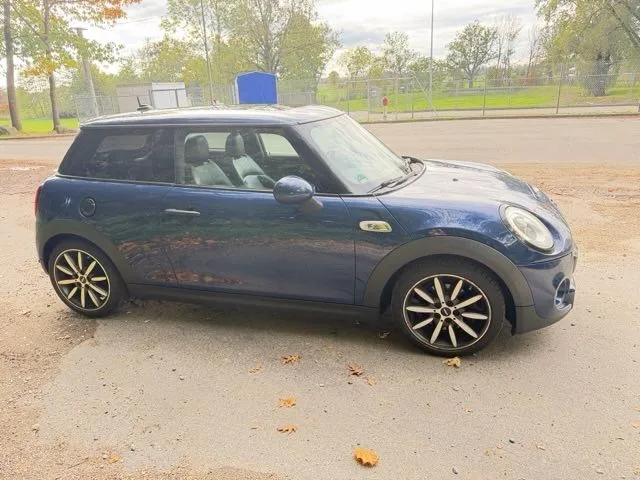 MINI Cooper SD