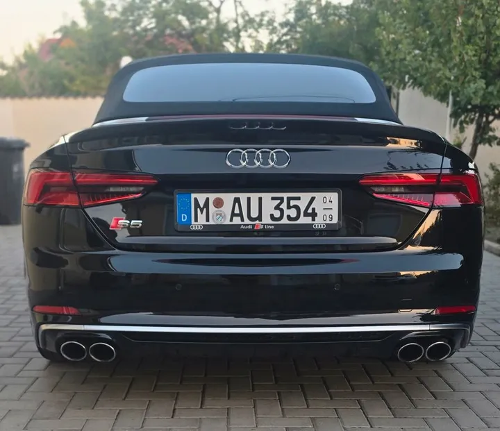 Audi S5