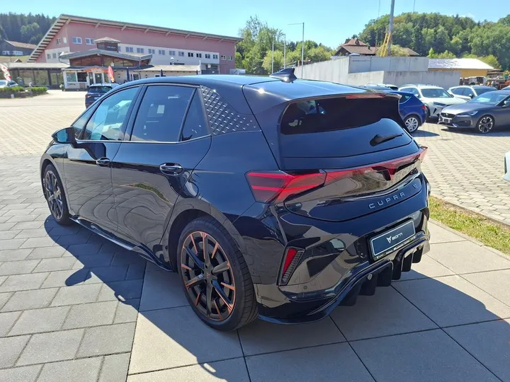 Cupra Born