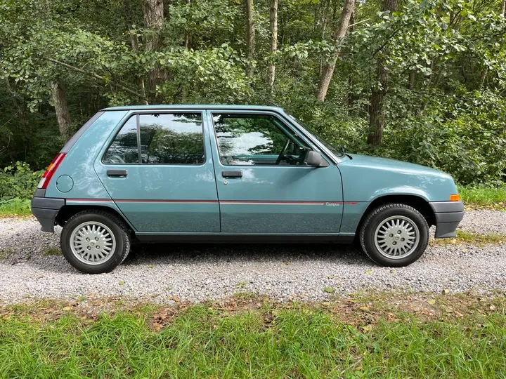 Renault R 5