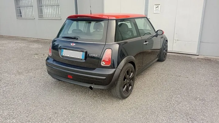 MINI One D