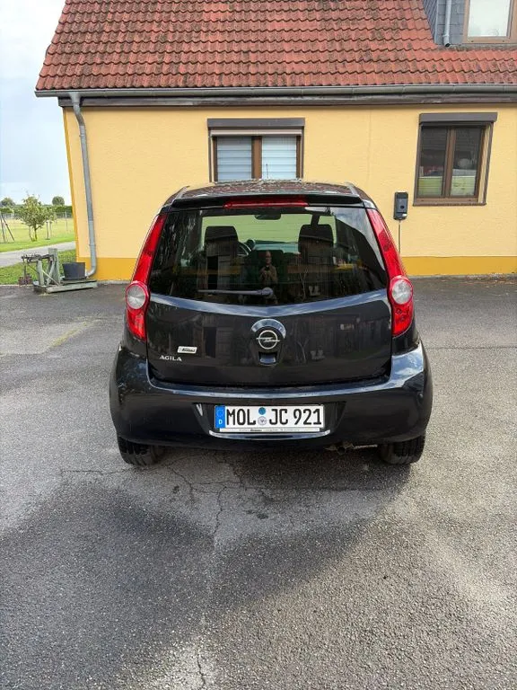 Opel Agila