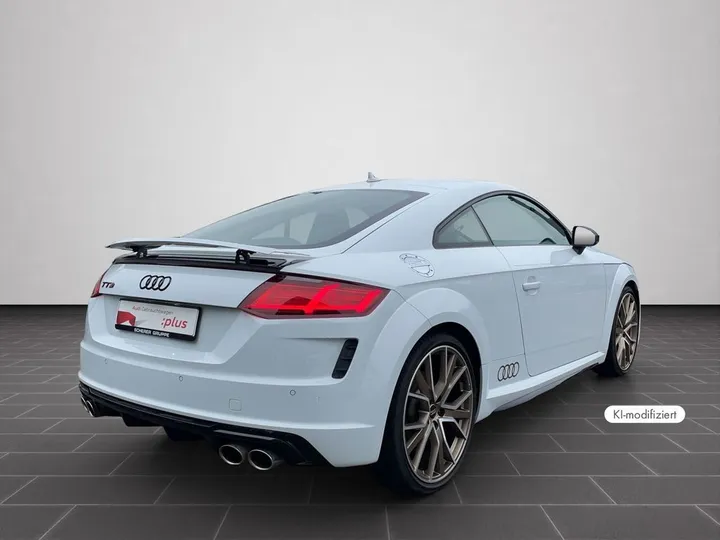 Audi TTS
