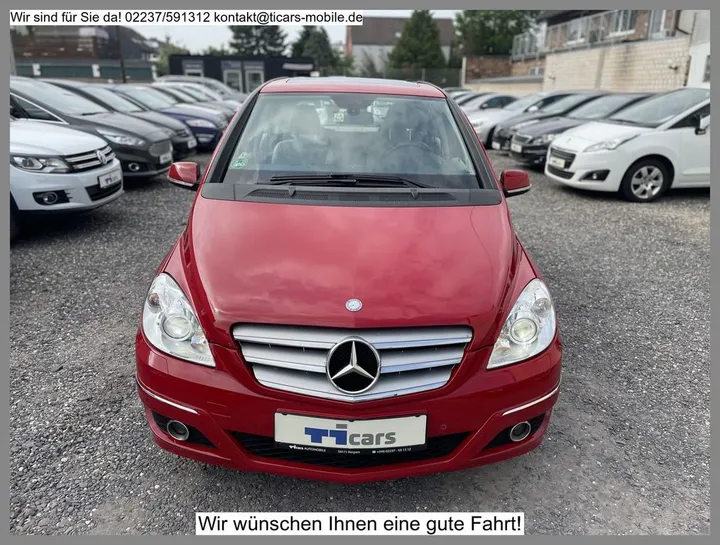 Mercedes-Benz B 200