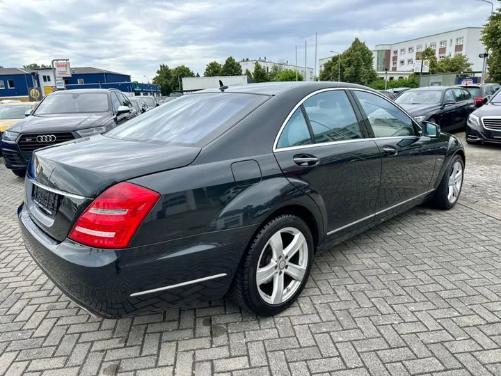 Mercedes-Benz S 500