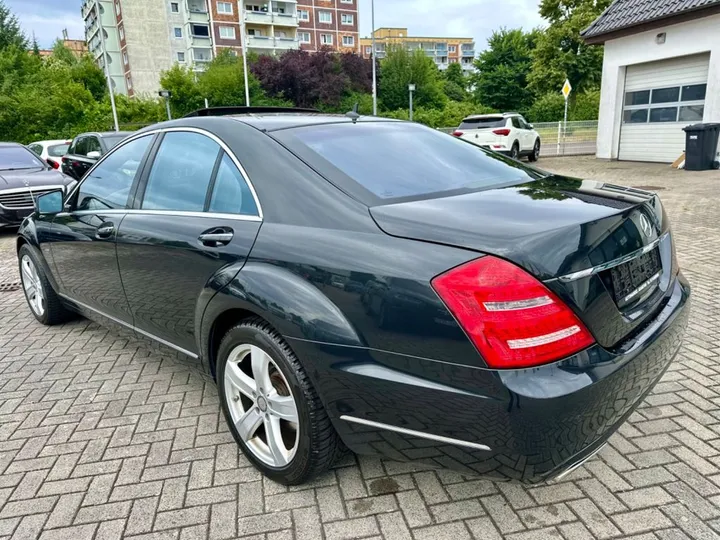 Mercedes-Benz S 500